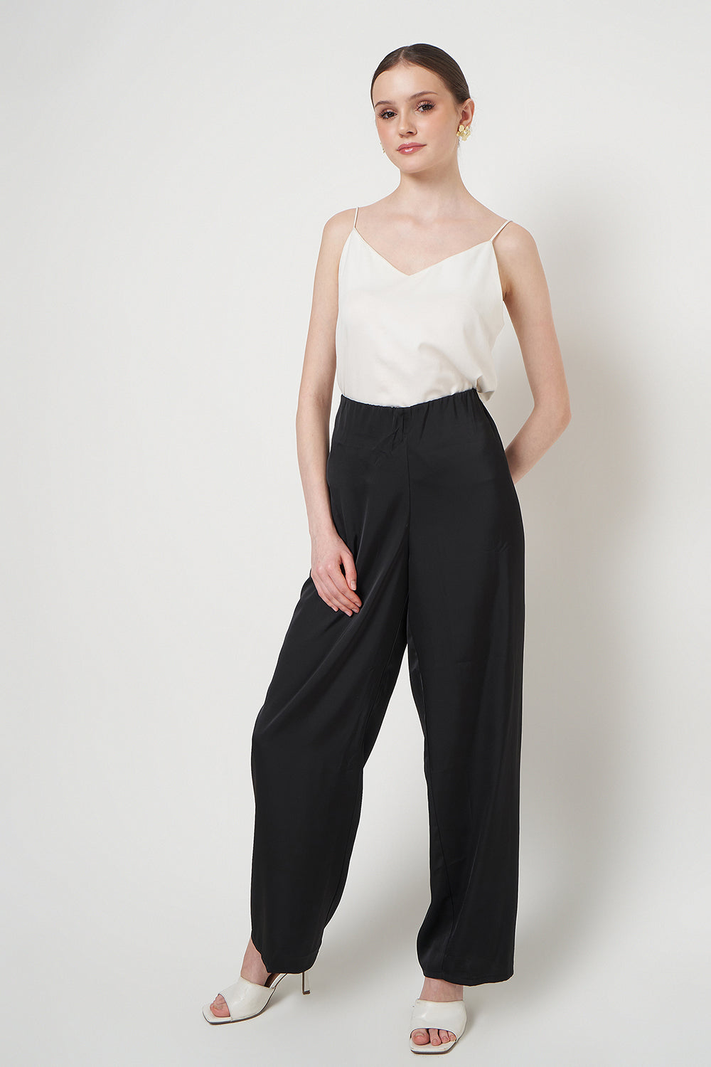 Isaura Pants in Black