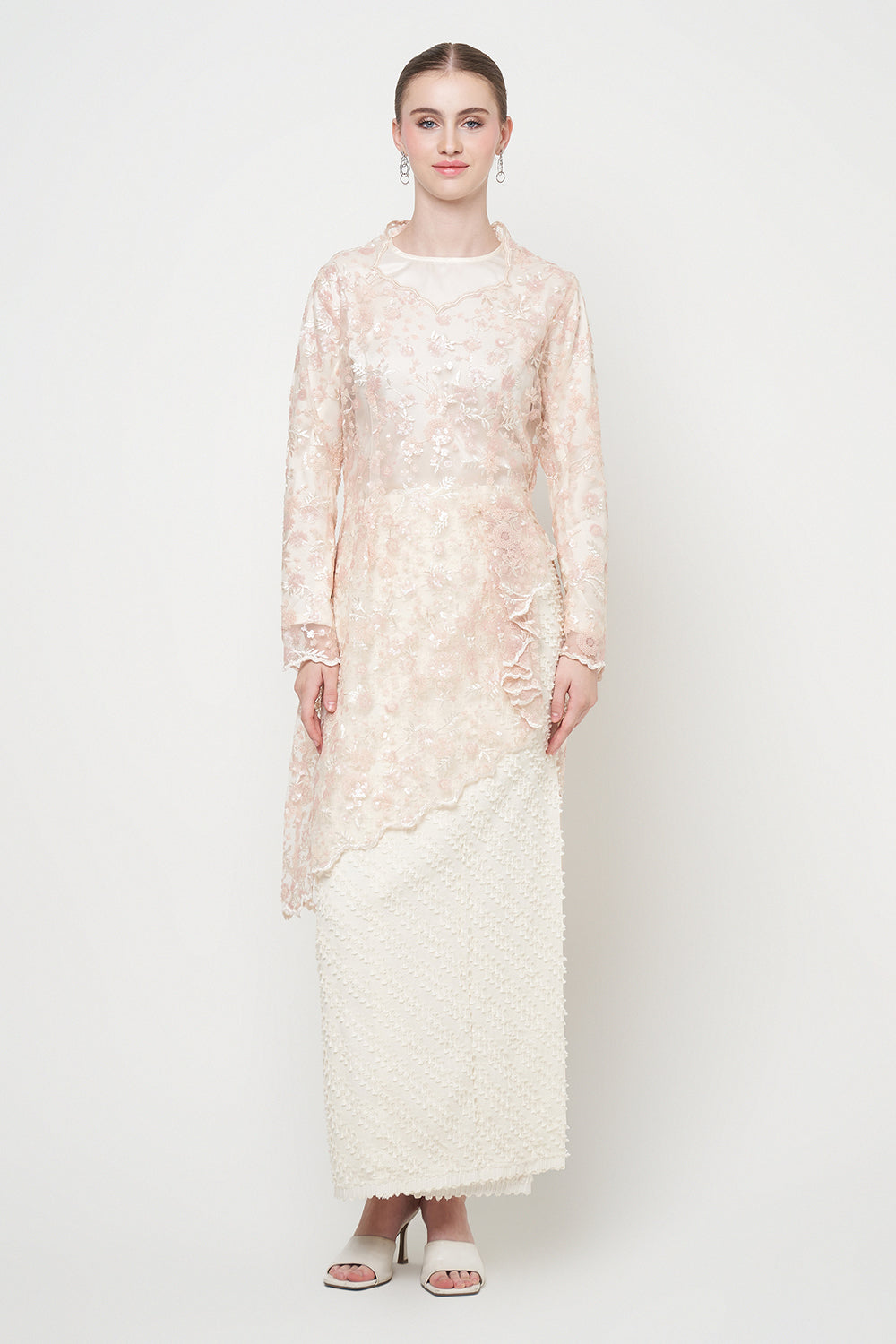 Elira Kebaya Top in Soft Pink