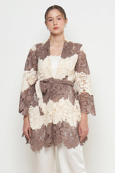 Giani Outer Top in Brown