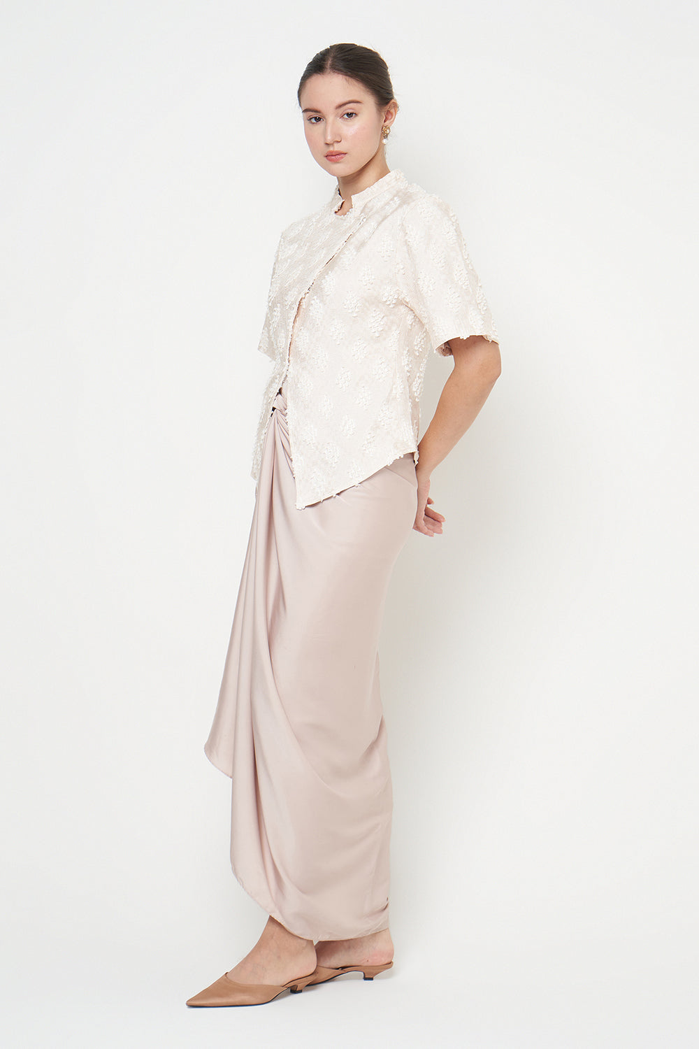 Lantari Kebaya Top in Light Cream
