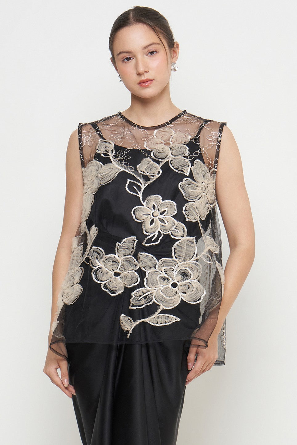 Lucy Top in Black