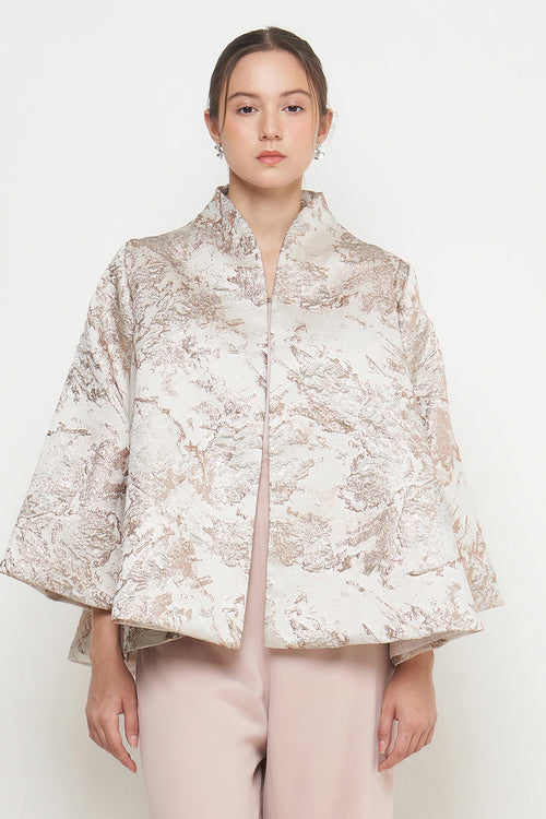 Leona Outer Top in White Gold