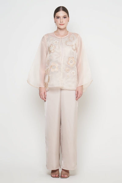 Aubree Blouse in Nude