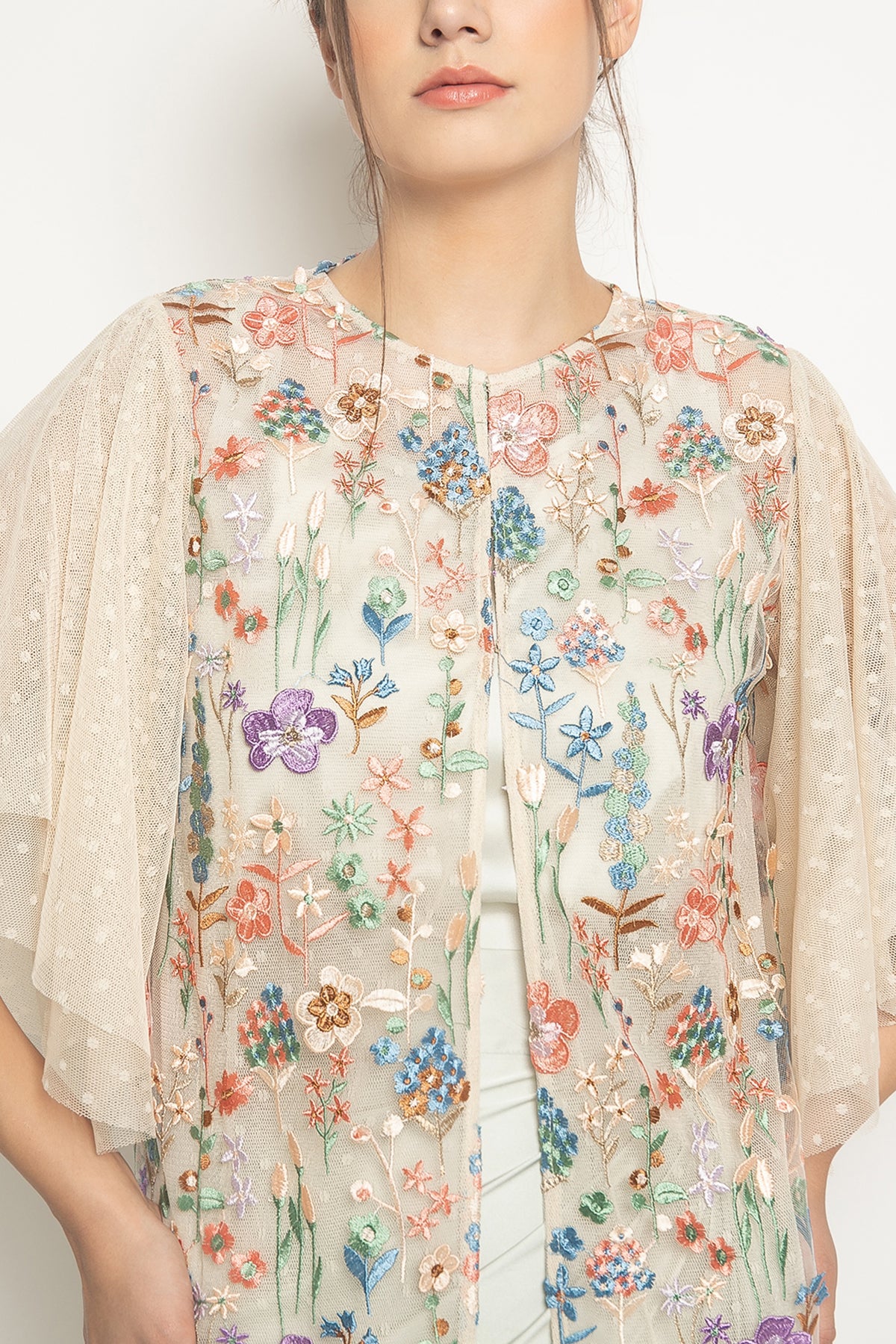 Linnea Outer Top in White Floral