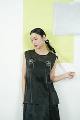 Isna Top in Black