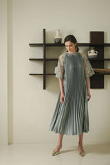 Lyanna Dress in Greyish Green