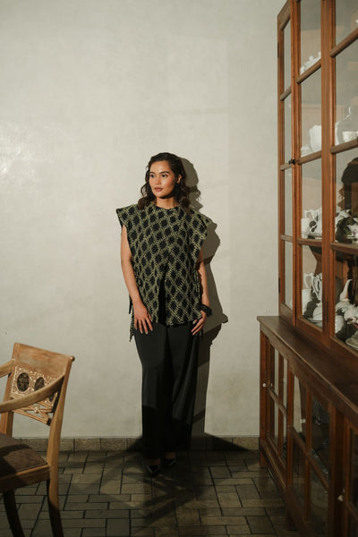 Ratih Top in Emerald Green
