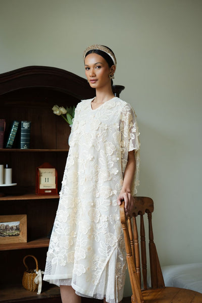 Hazel Dress in Ivory