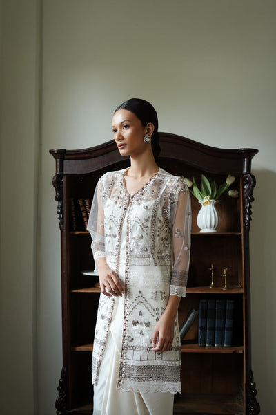 Peony Tunic Dress in White