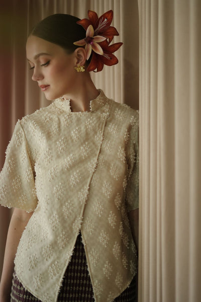 Lantari Kebaya Top in Light Cream
