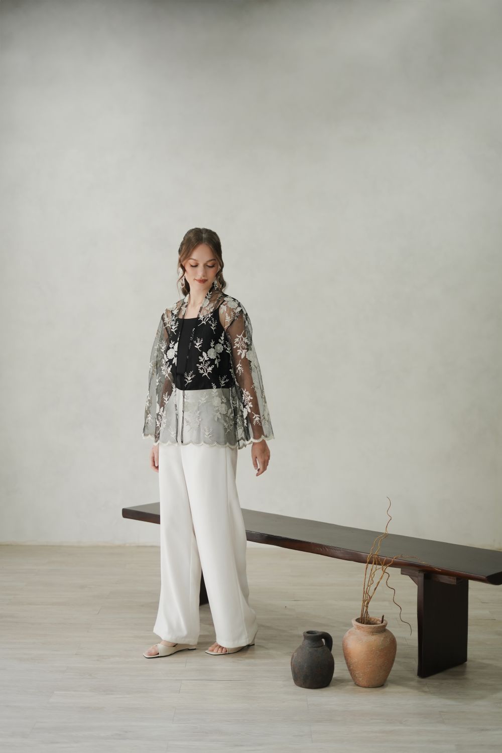 Aliva Outer Top in Black