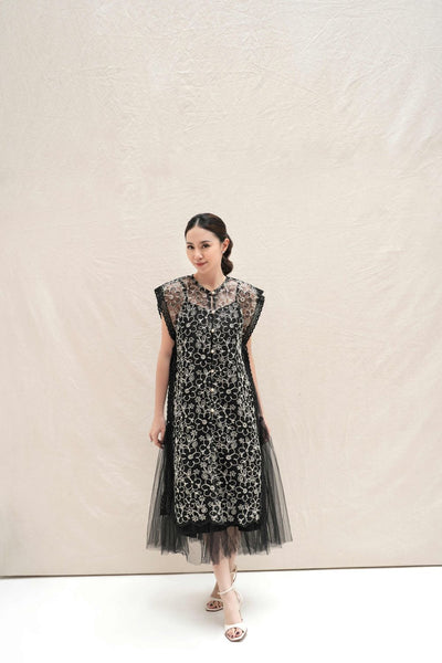 Serene Dress in Black