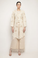 Dahlia Top in Cream