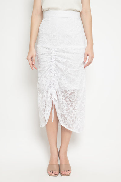 Petal Skirt in White