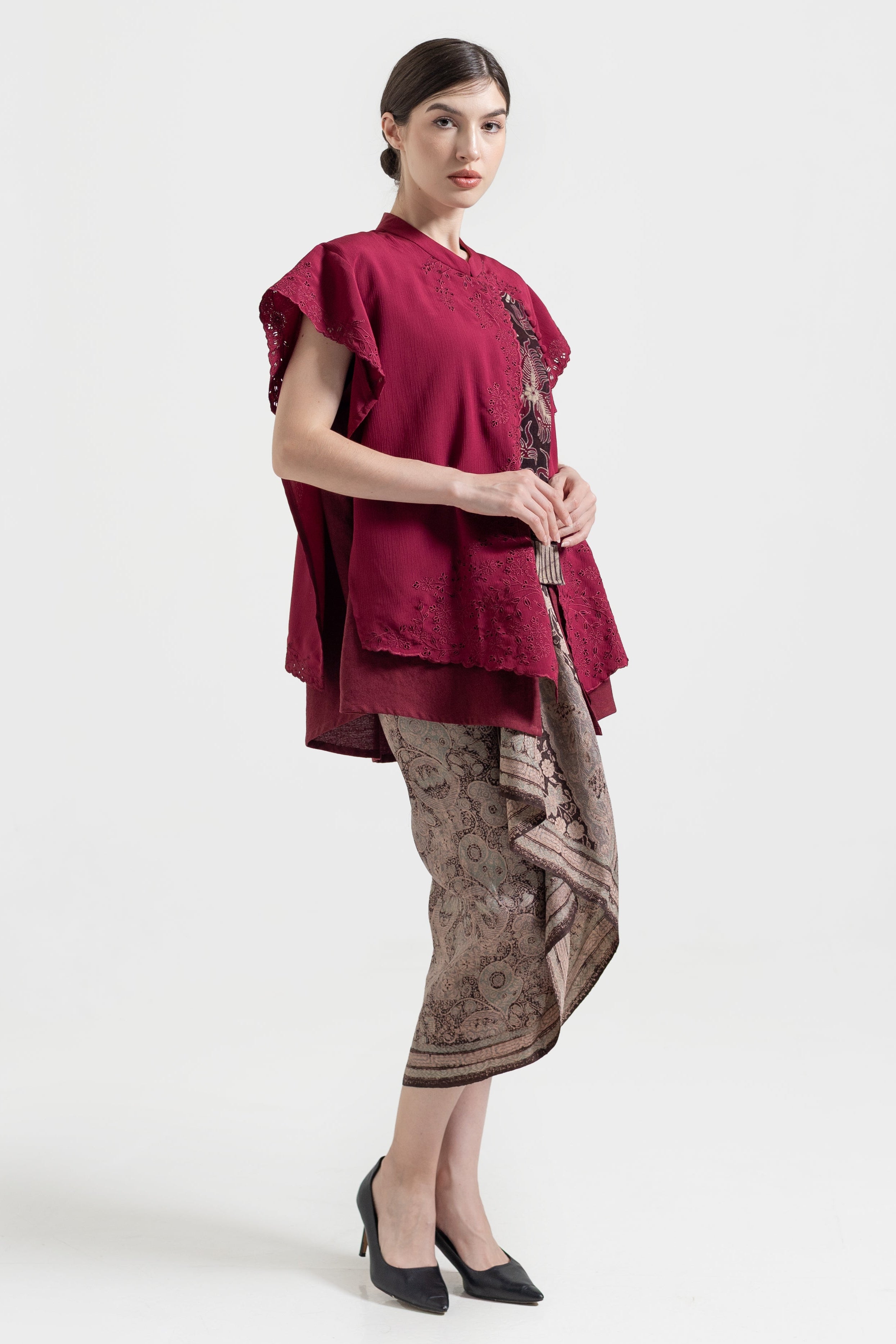 Anvita Outer Top in Maroon