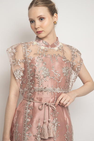 Dahlia Dress in Champagne