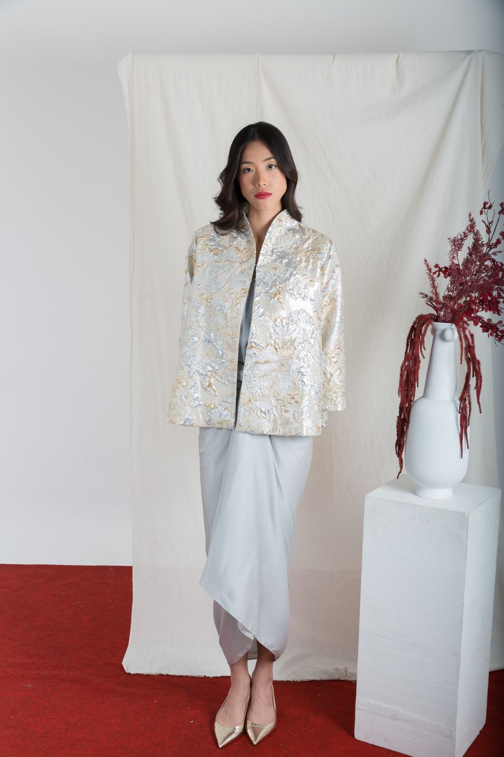 Leona Outer Top in Ivory Gold