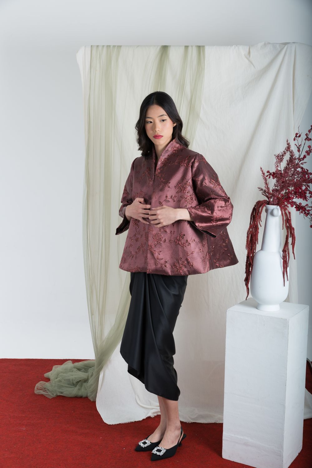 Leona Outer Top in Maroon