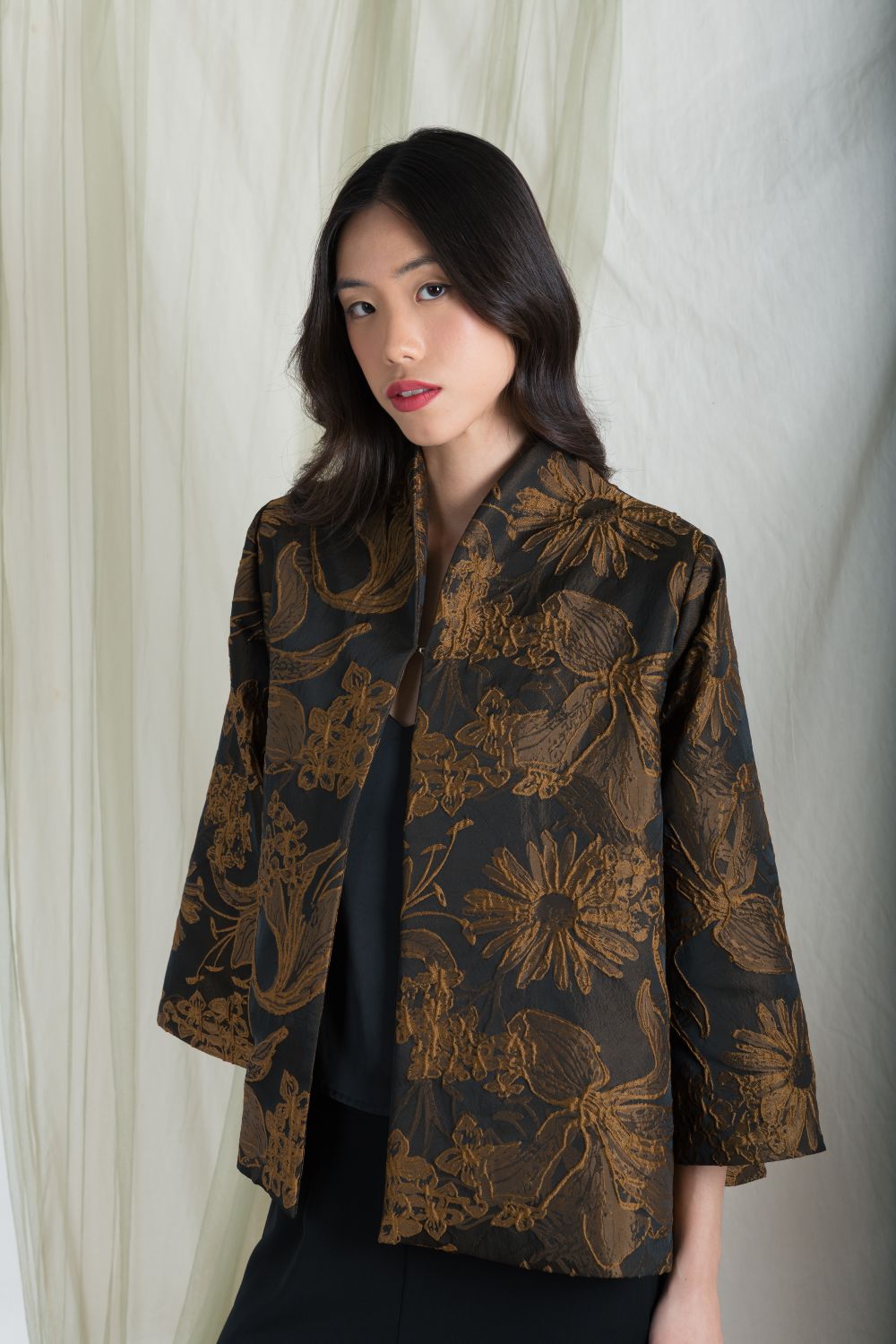 Leona Outer Top in Black Gold