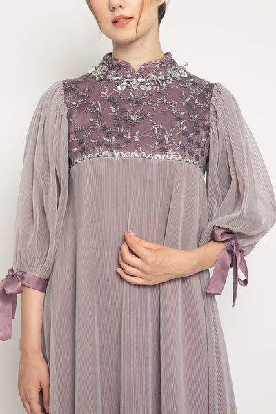 Naura Dress in Mauve