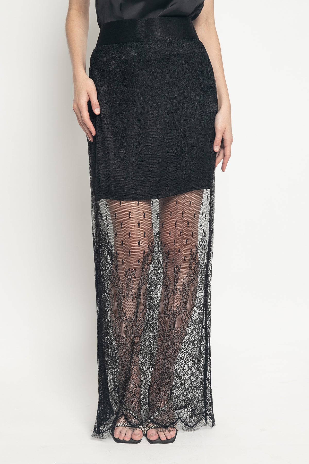 Luna Skirt in Black by Pheme Studio Dresshaus