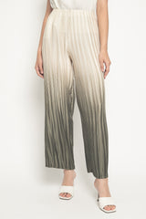 Pleated Pants in Green