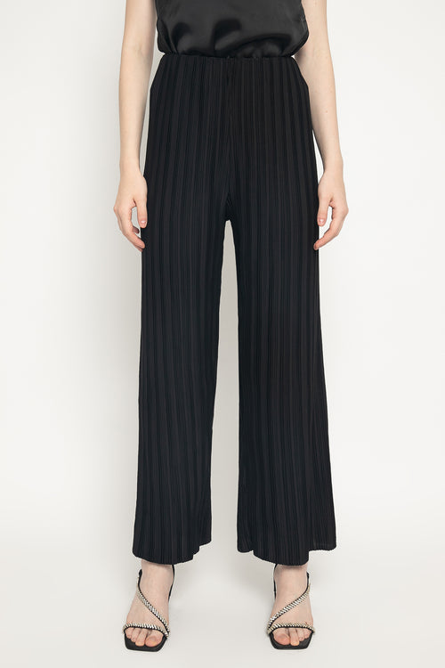 Pleated Pants in Black