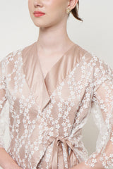 Karvi Set in White Beige