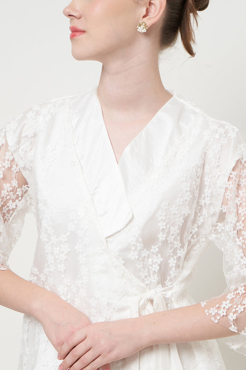 Karvi Set in White