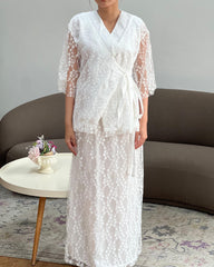 Karvi Set in White