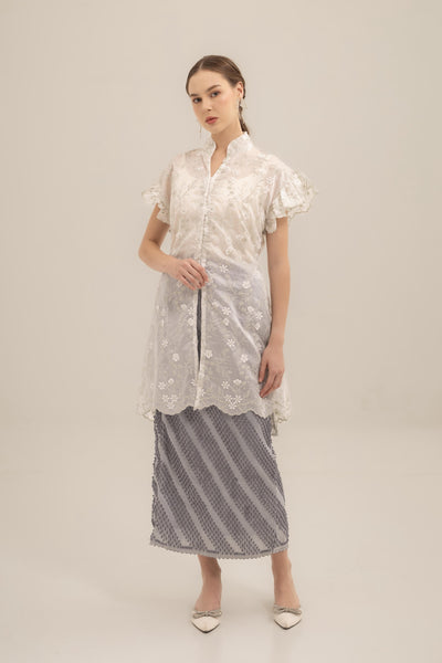 Morea Top in White Grey