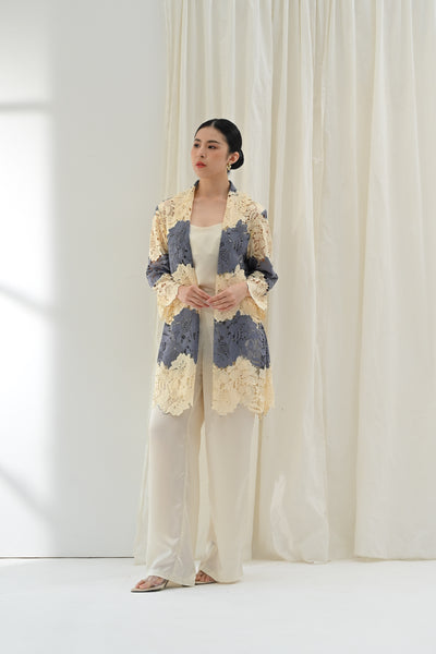 Giani Outer Top in Blue