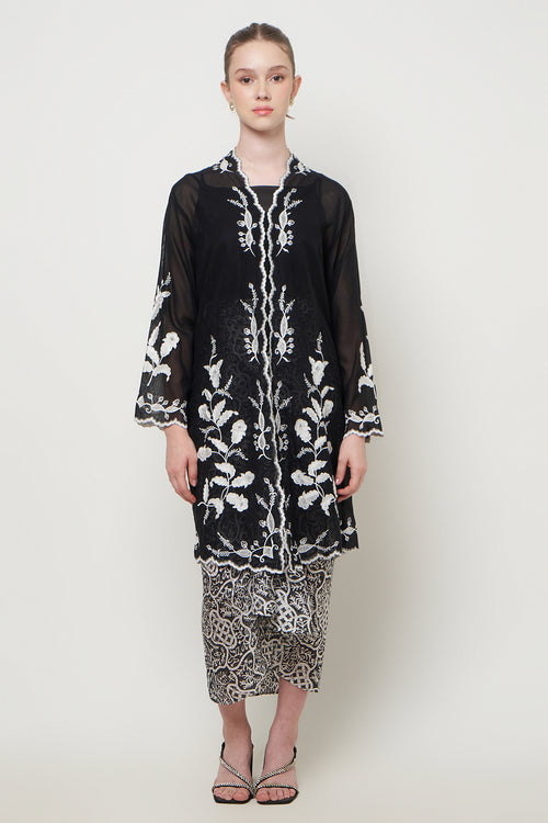 Cala Lilly Long Kebaya Top in Black