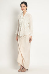 Dara Calla Lily Tutupan Kebaya Top in Broken White