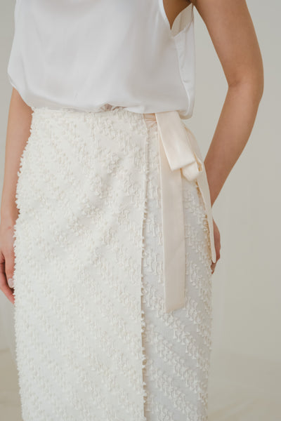 Tenun Wrap Skirt in Ivory