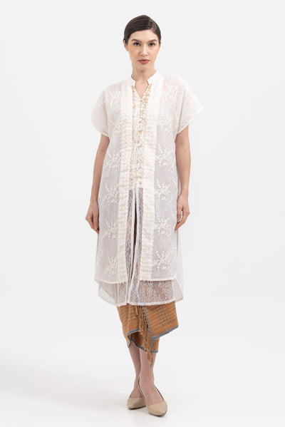 Indira Tunik Top in Broken White Sleeveless