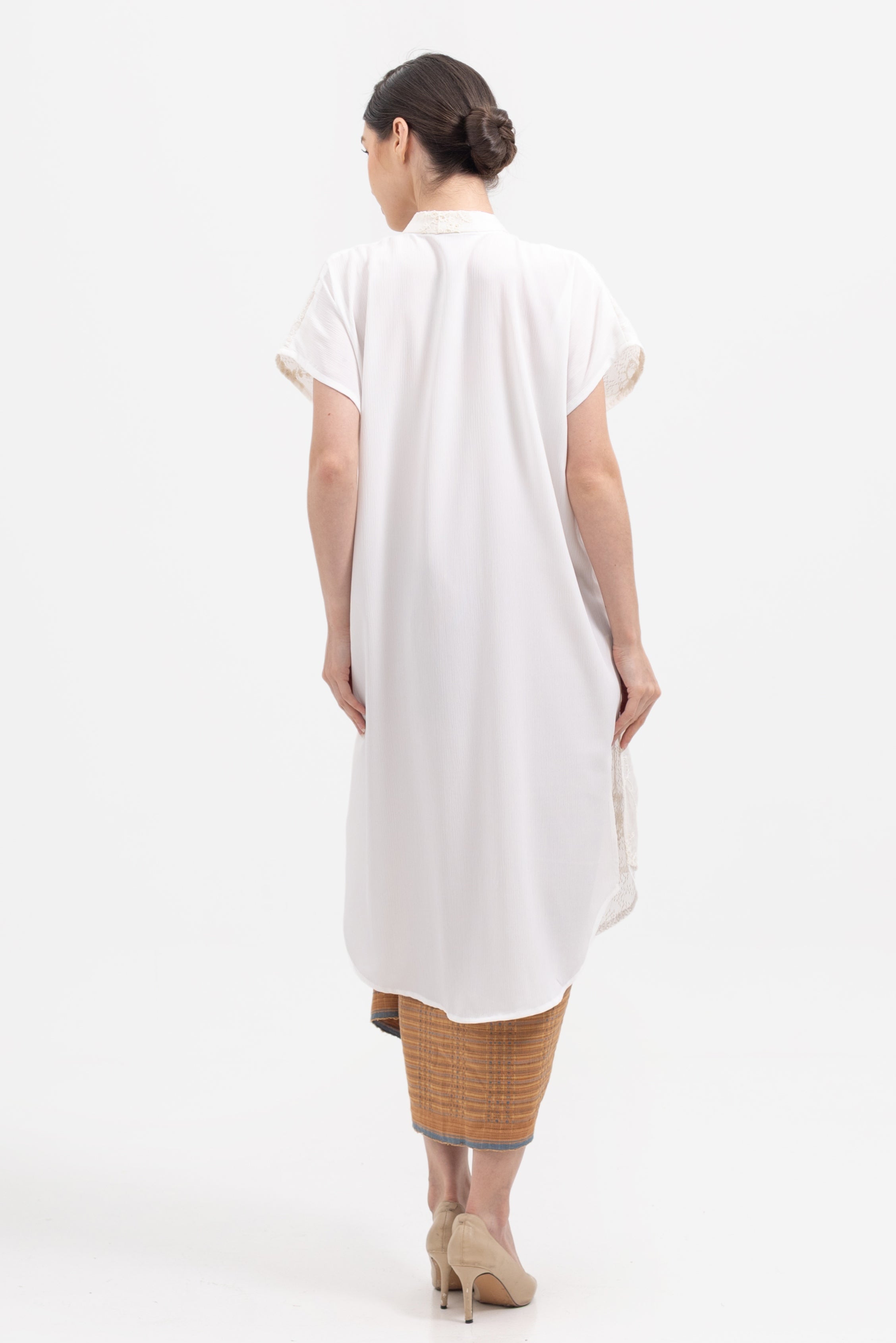 Indira Tunik Top in Broken White Sleeveless