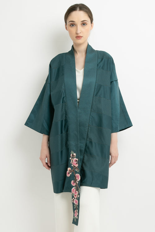 Kei Outer in Navy
