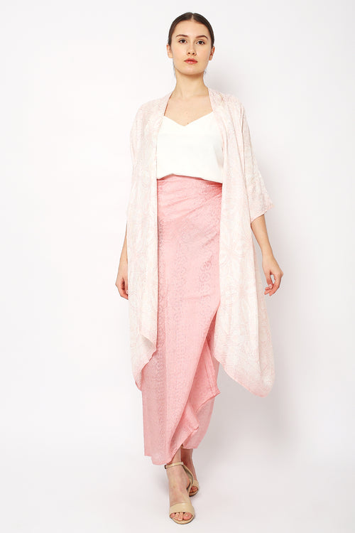 Delima Outer in Pale Pink