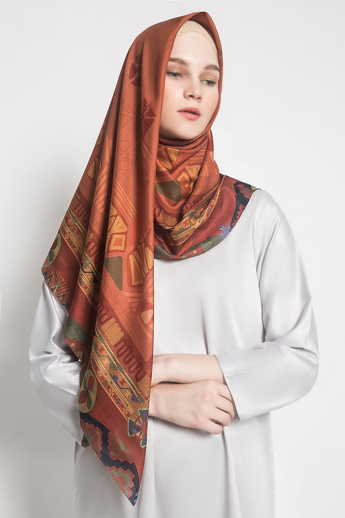 Ayse Scarf in Brick