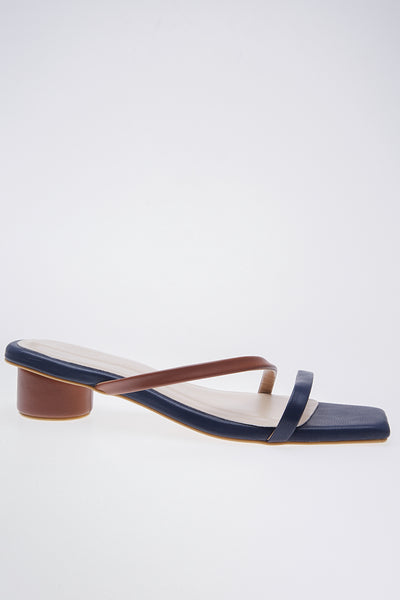 Francesca Shoes in Navy Brown