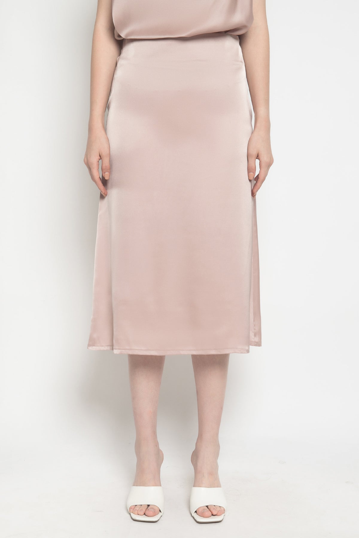 Constance Skirt in Dusty Pink
