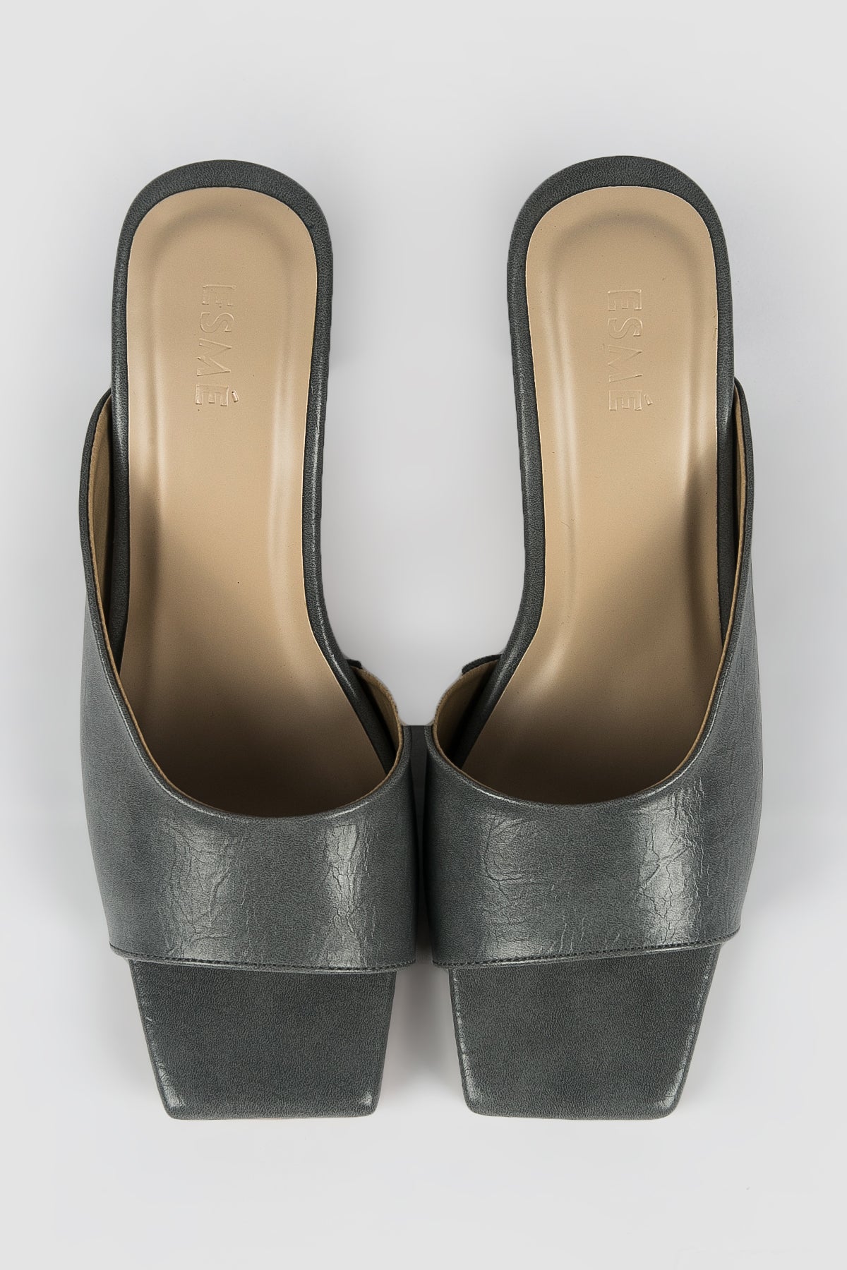 Esmé Joanne Shoes in Grey