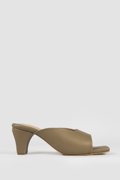Jemima Shoes in Nude