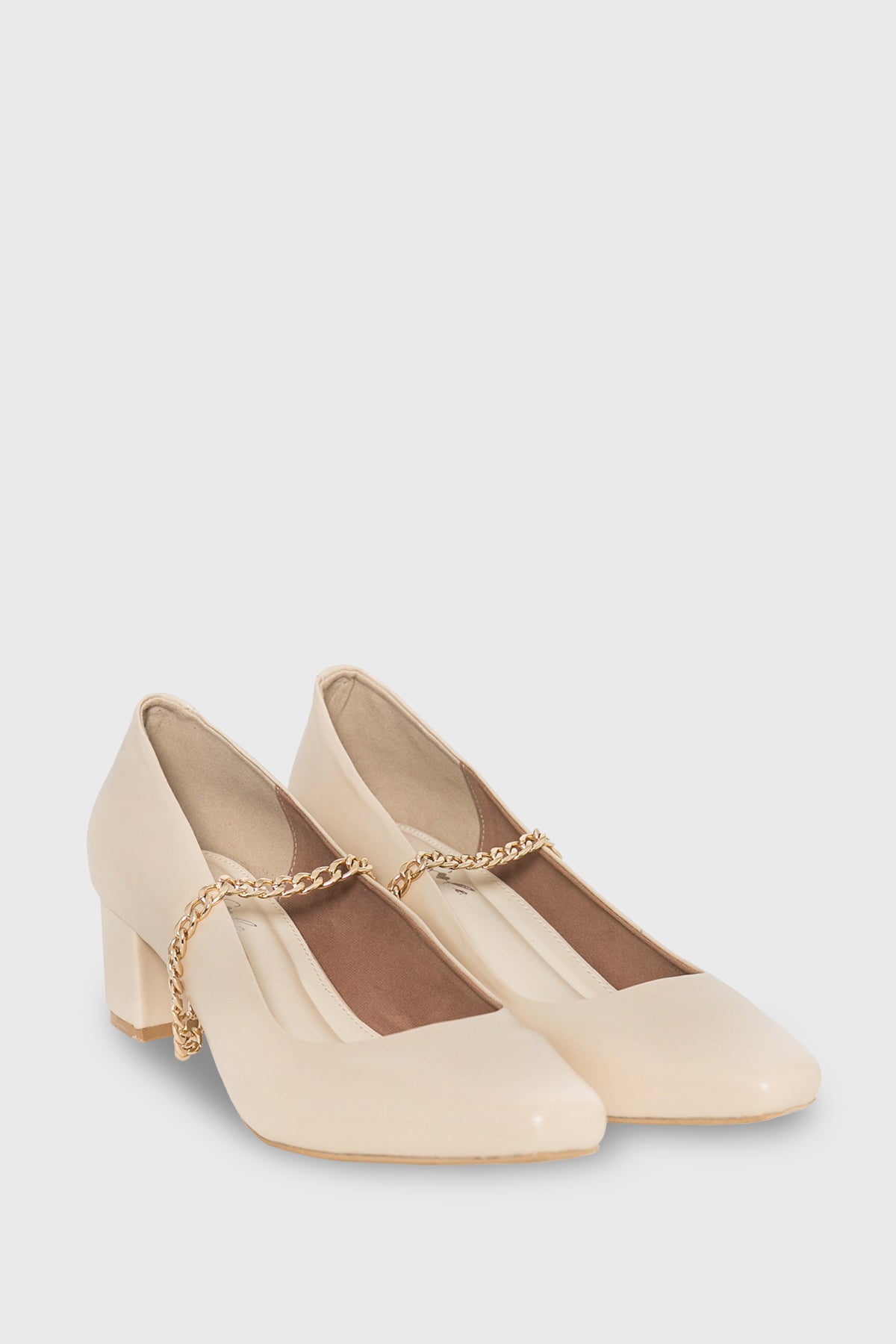 Liberty Shoes With Chain in Cream