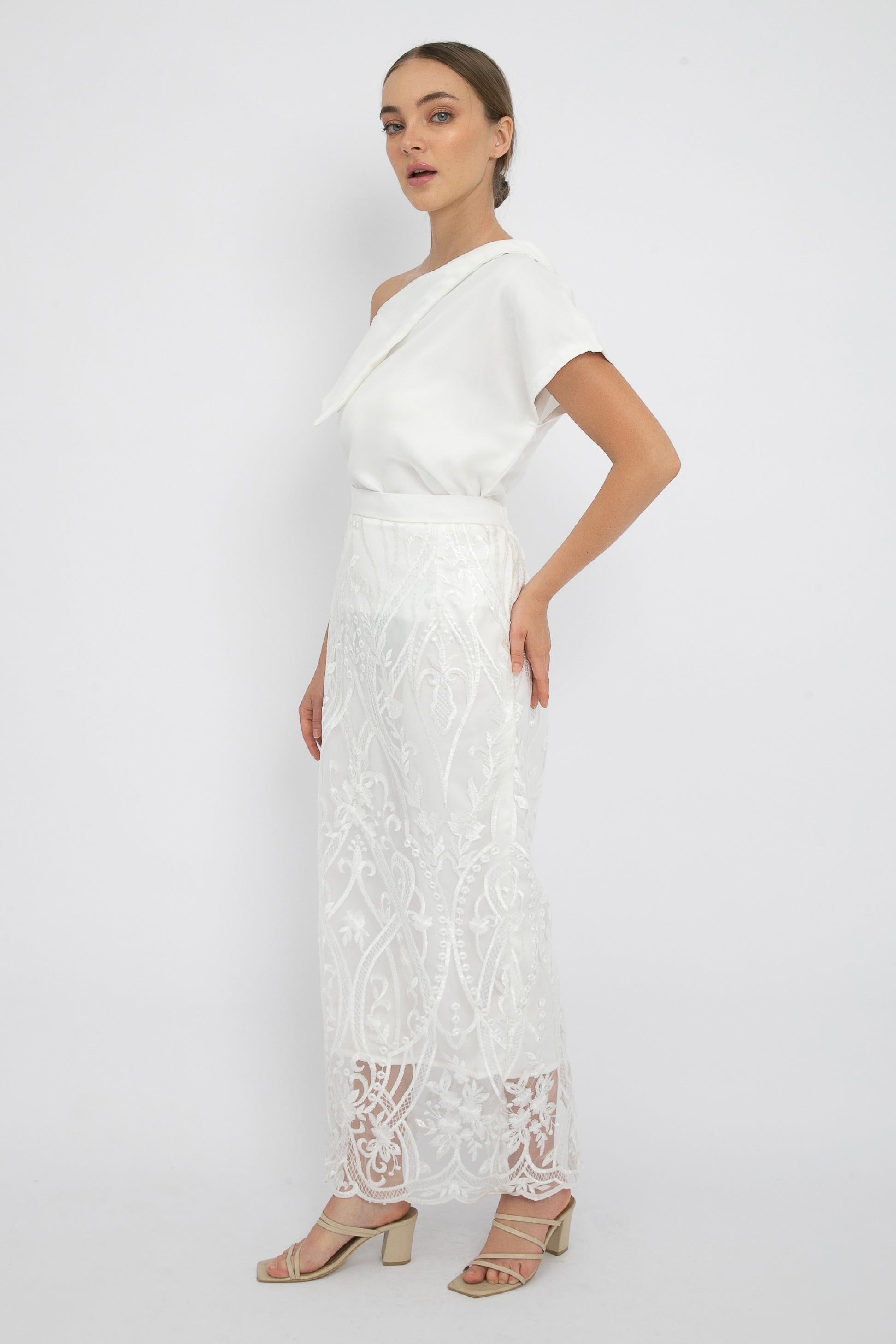 Maddison Dress Set in White