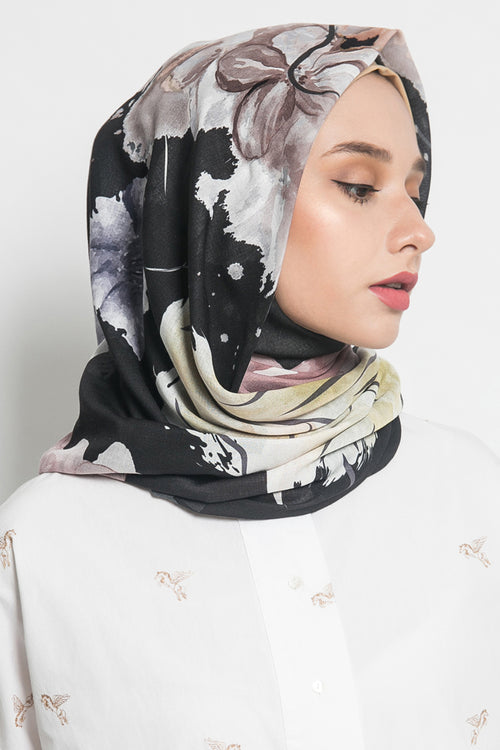 Aurelie Scarf