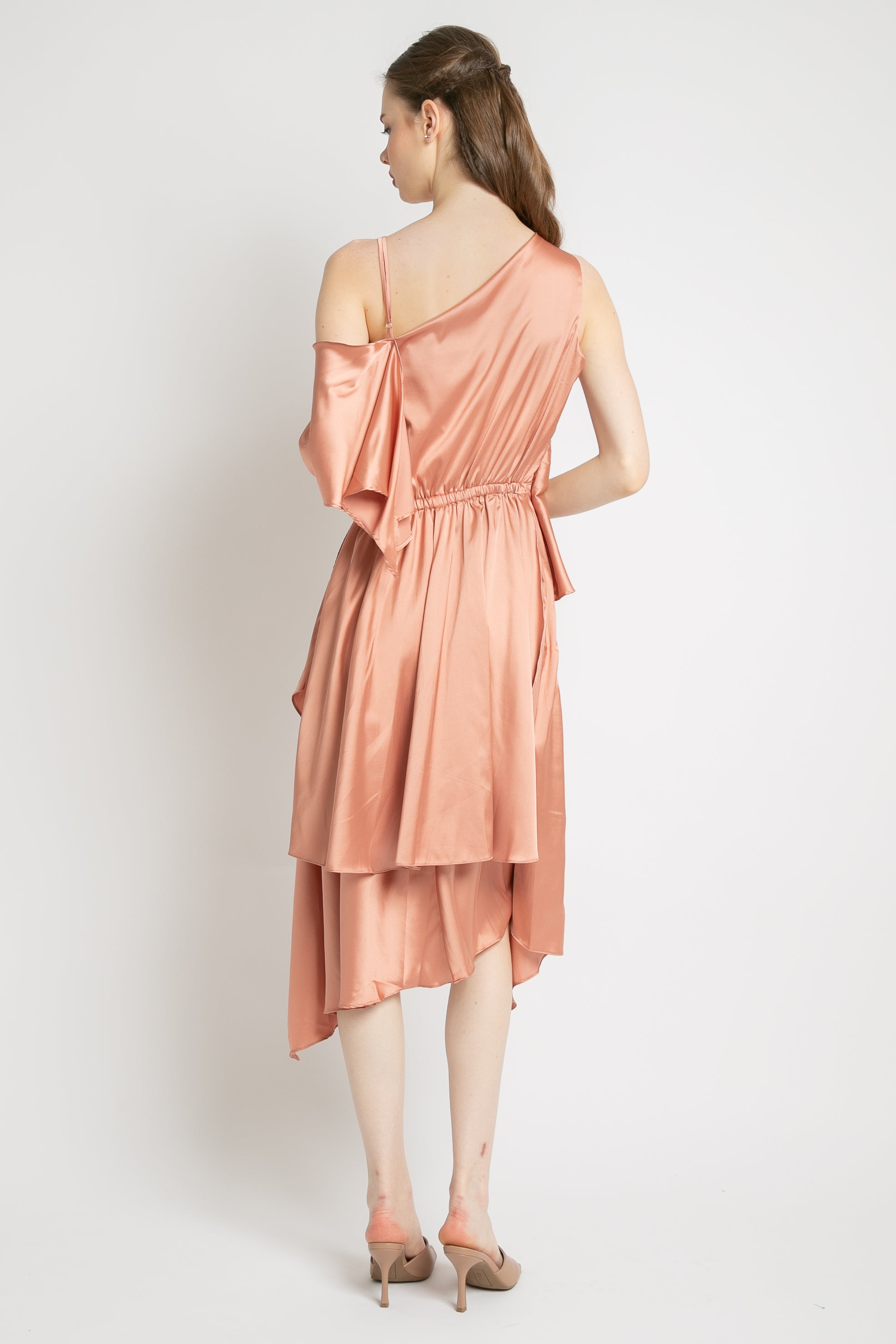 Louisella Dress in Peach