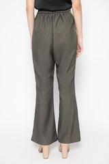 Ares Pants in Brown