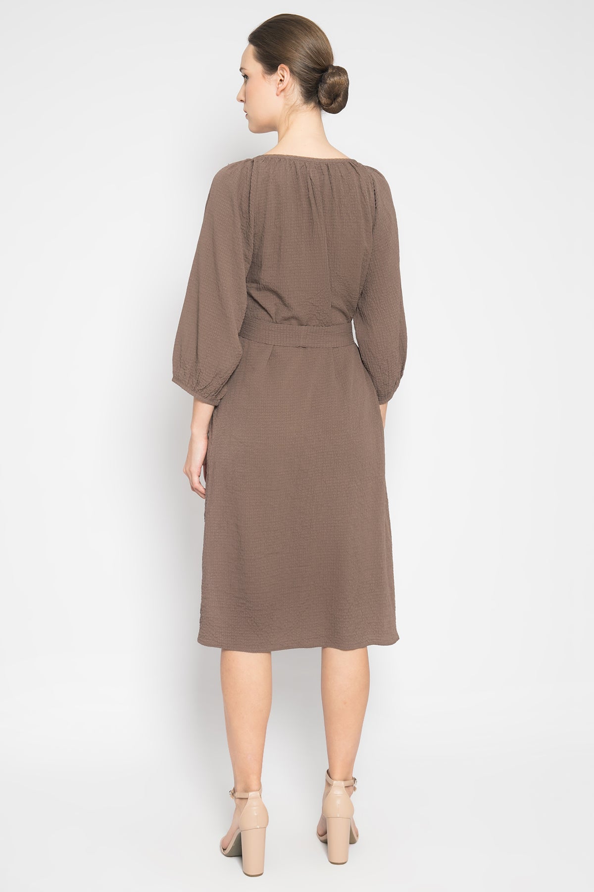 Hazel Dress in Dark Brown by Slow Living | Dresshaus Hazel Dress in Dark Brown by Slow Living | Dresshaus